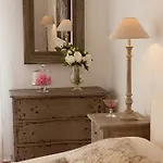 ホテル La Bastide Des Salins 4*
