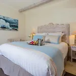 ホテル La Bastide Des Salins 4*