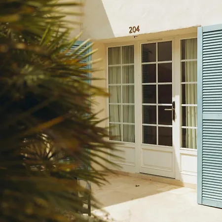 فندق La Bastide Des Salins 4*