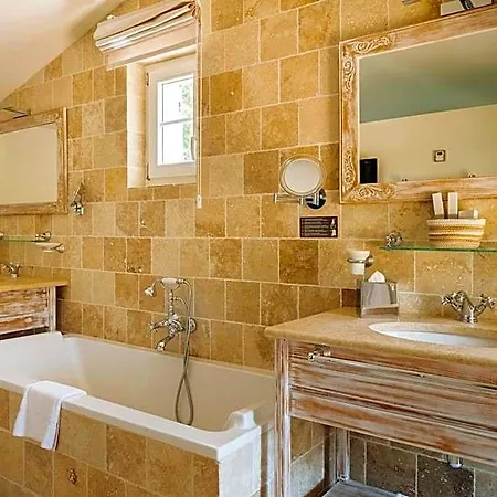 La Bastide Des Salins Hotel 4*