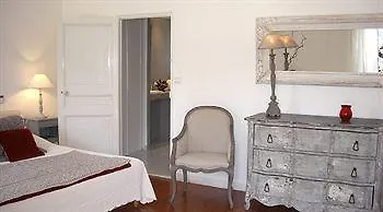 ホテル La Bastide Des Salins