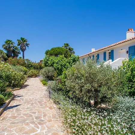 La Bastide Des Salins 4* 쎙뜨호뻬