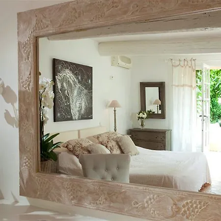 La Bastide Des Salins 쎙뜨호뻬
