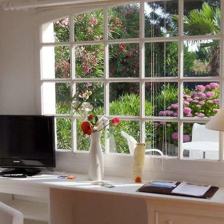 德萨兰城堡庄园酒店