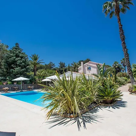 酒店 德萨兰城堡庄园酒店 4*