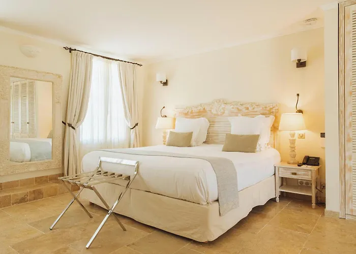 La Bastide Des Salins سان تروبيه