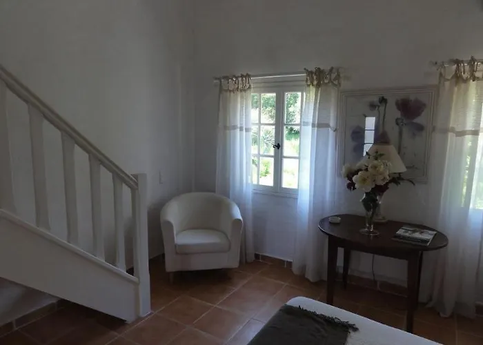 La Bastide Des Salins 4* سان تروبيه