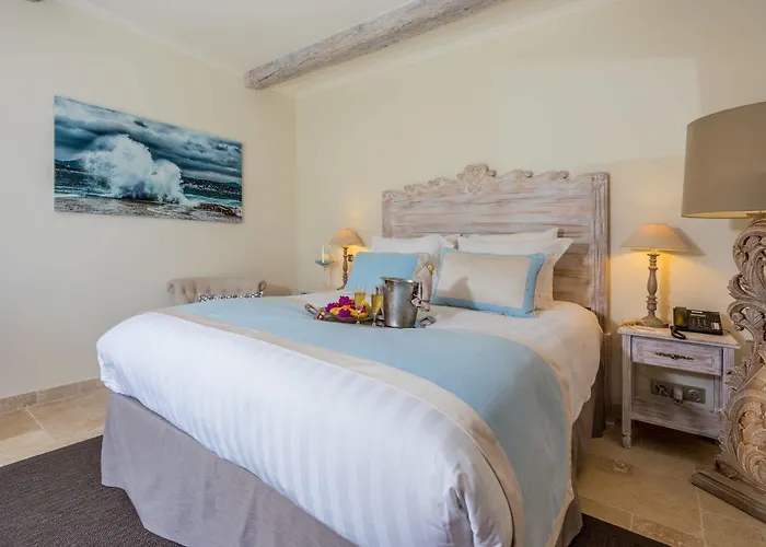 Szálloda La Bastide Des Salins 4*